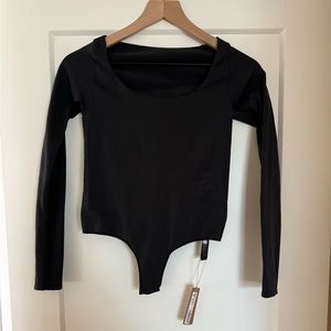 Skims essentials bodysuit long sleeve